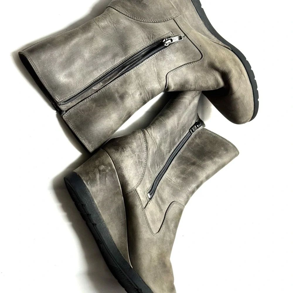 UGG Australia Leather Wedge Boots #1012528 Size‎ 10